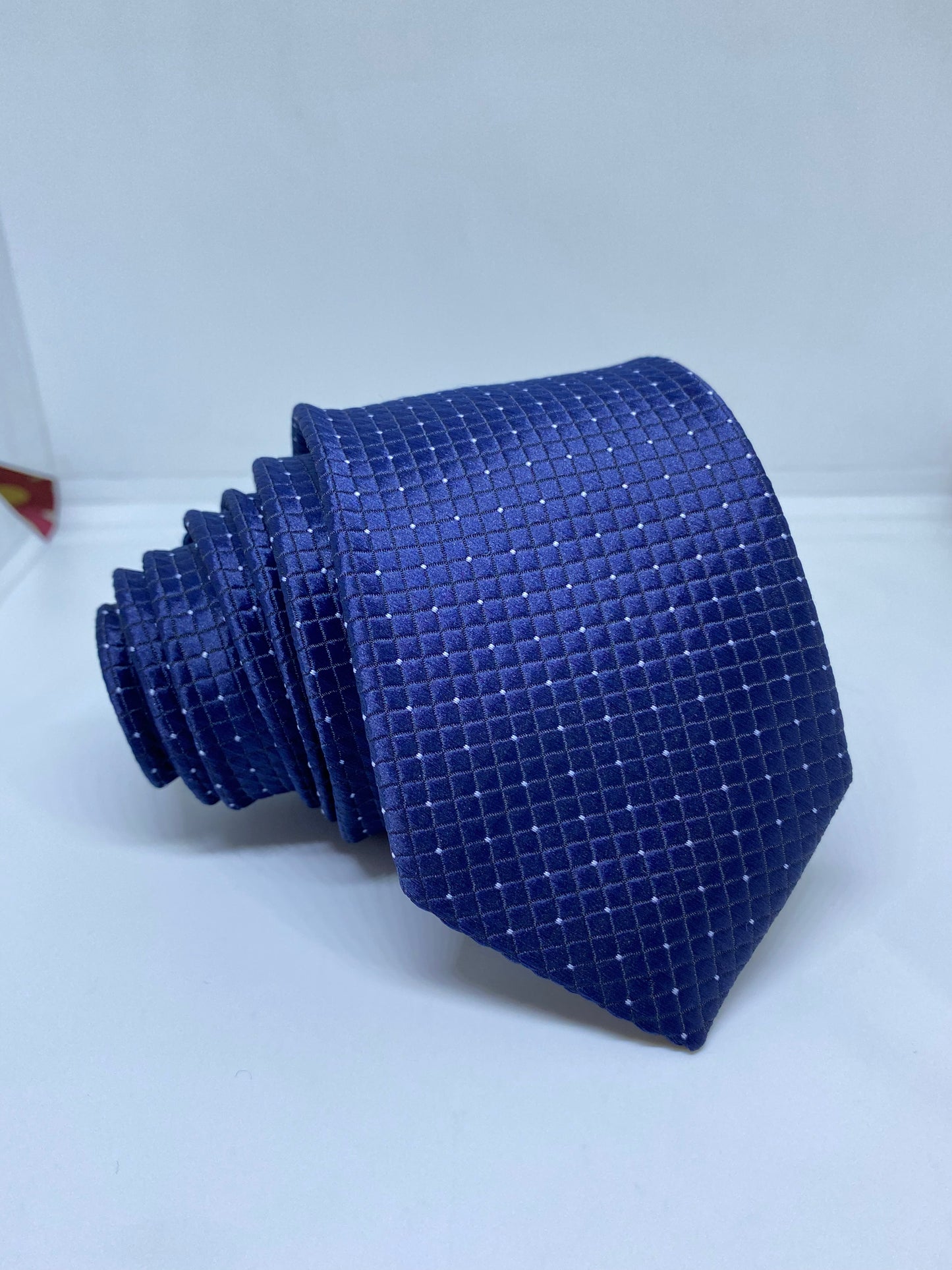 SLIM NARROW FANCY TIE MINI DOTS