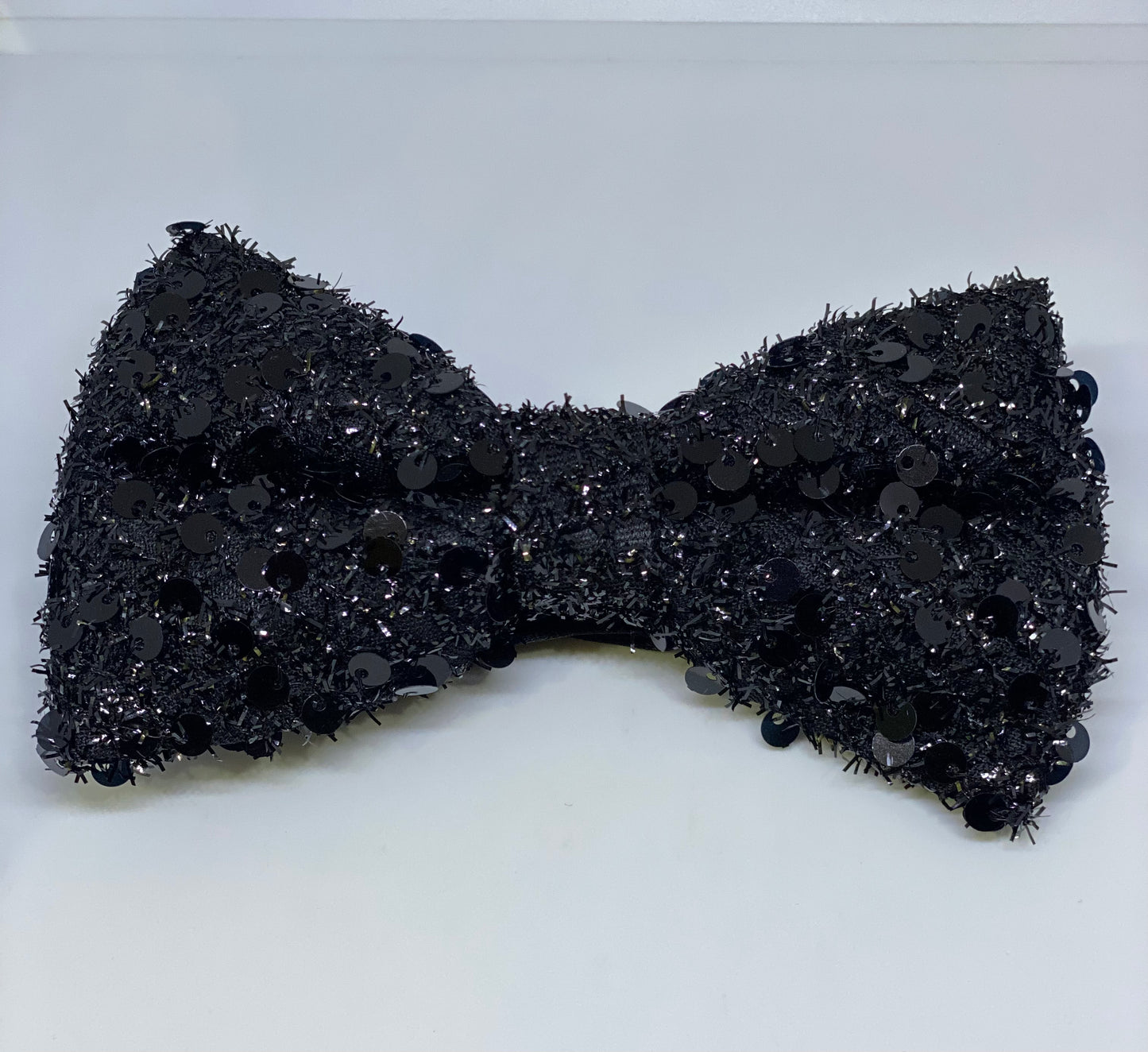 BOW TIE IN  SIQUIN FABRIC